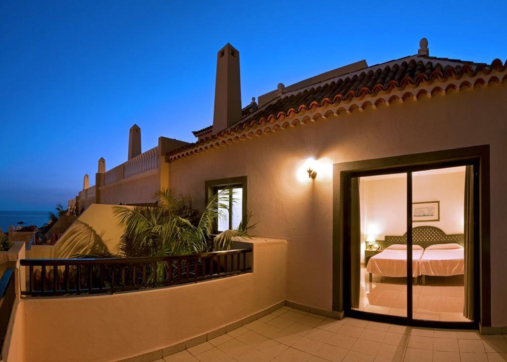 Apartamentos Baja Del Secreto บาเญ กรันเรย์ ภายนอก รูปภาพ