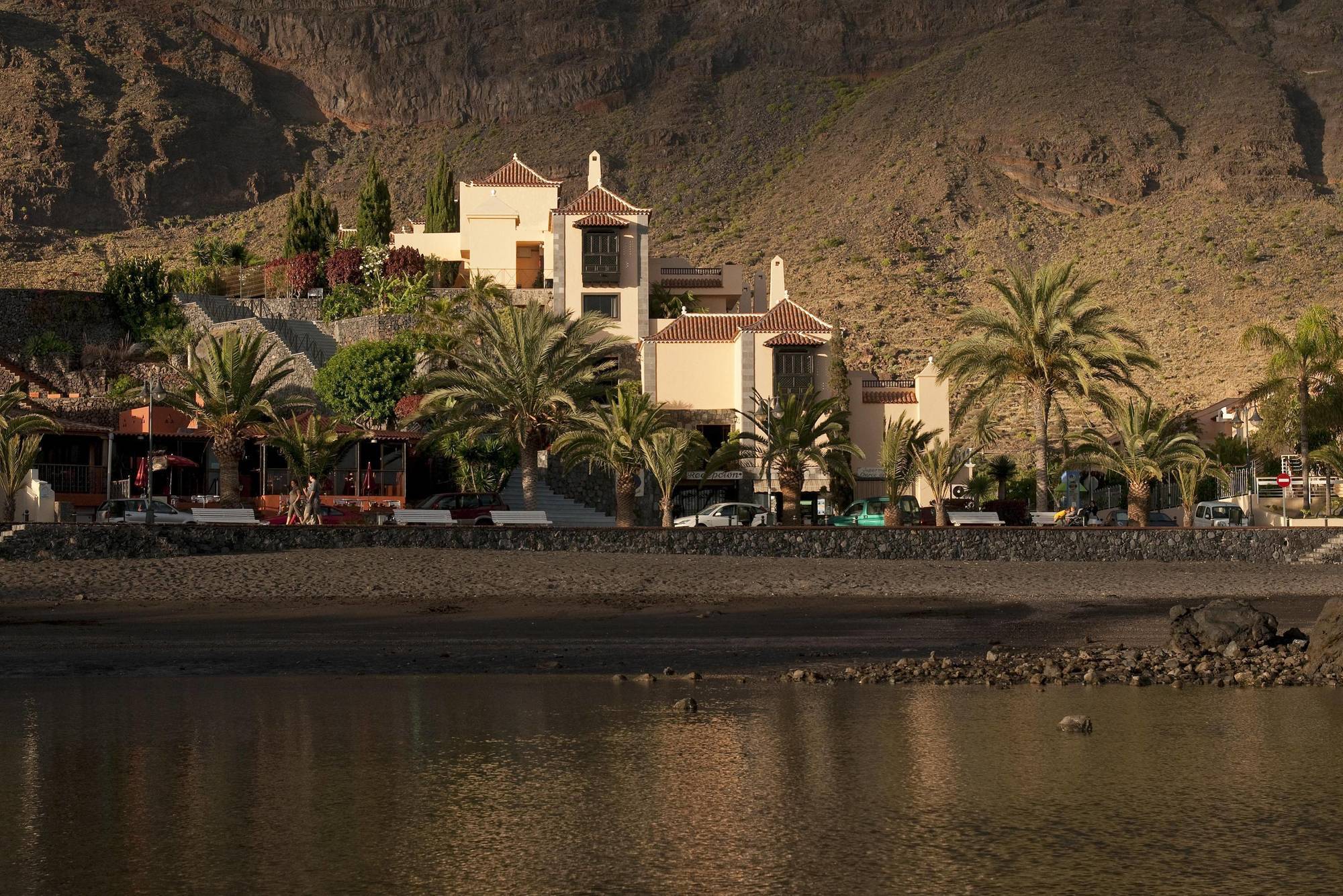 Apartamentos Baja Del Secreto บาเญ กรันเรย์ ภายนอก รูปภาพ